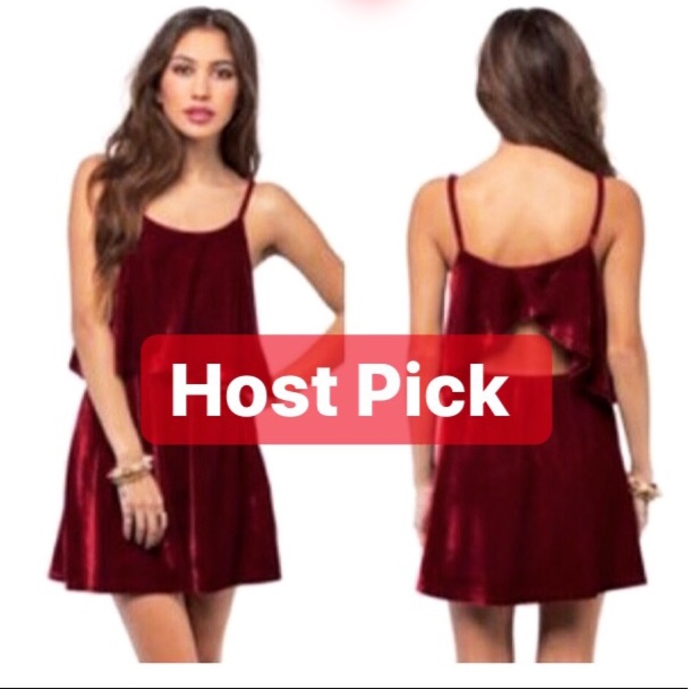 Red Velvet Open Back Dress ❤️ - Picture 1 of 8